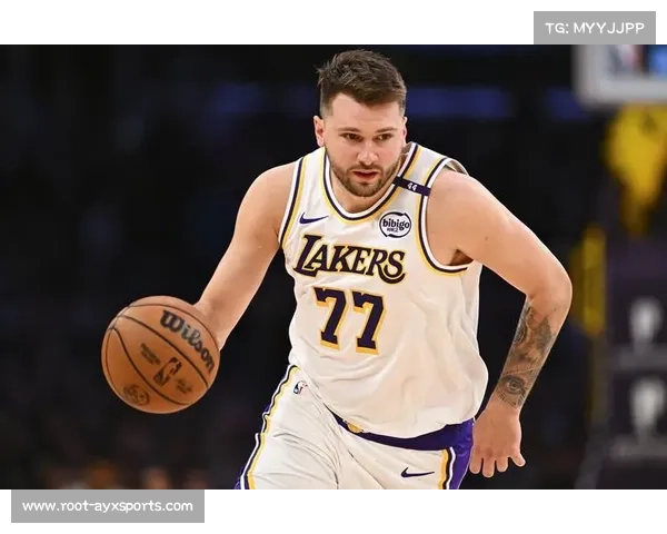 东契奇创纪录特别三双 成首位29分11板10助仅中1记三分球员