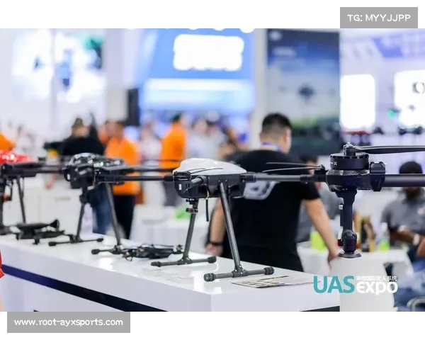 世界无人机足球锦标赛冠军奖杯设计灵感源自古代浑天仪